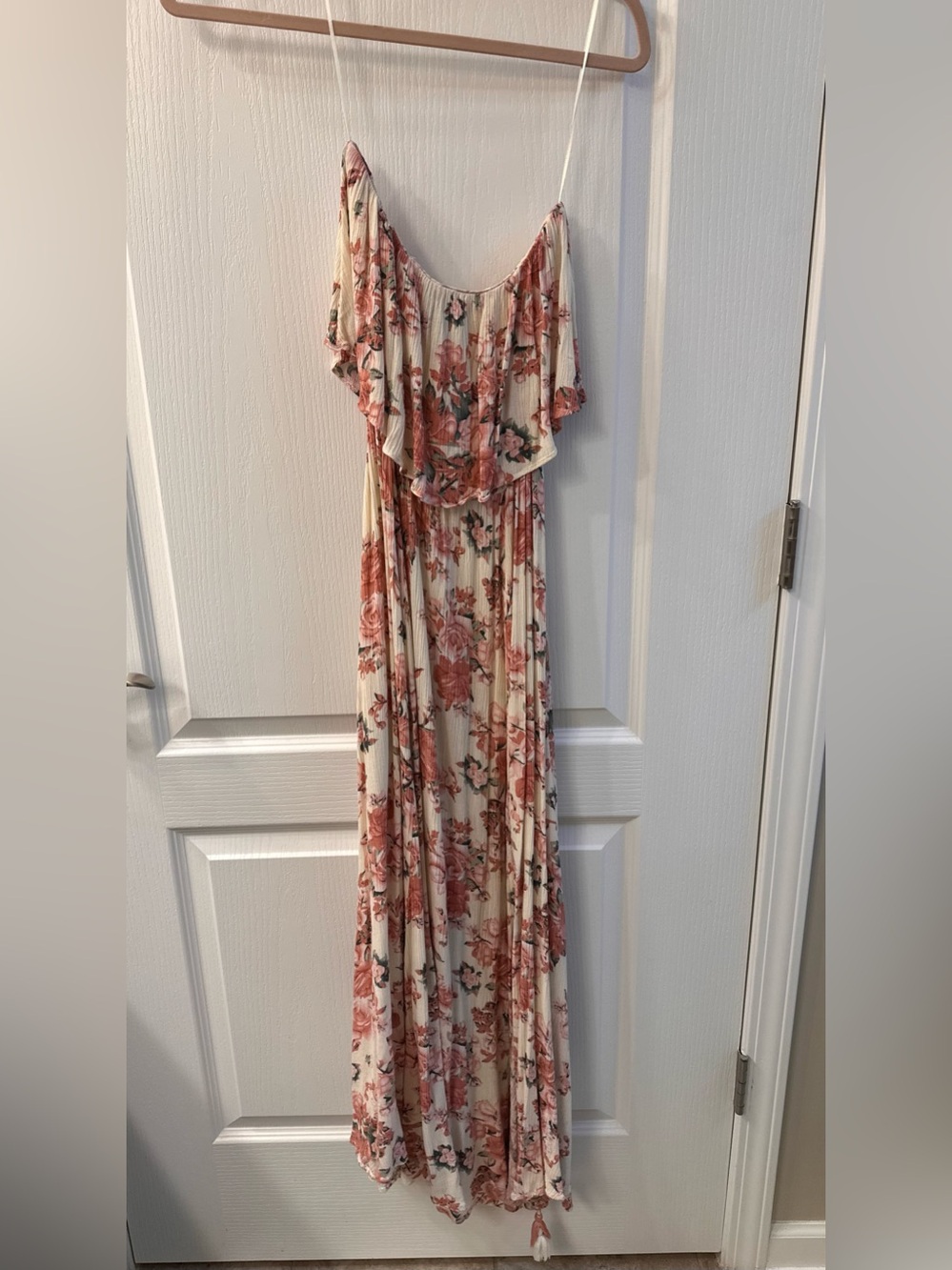 Vicis Collection- Floral Off-Shoulder Maxi Dress in Coral.
